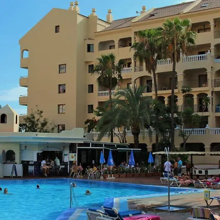 Pool And Sea View C013 Appartement *